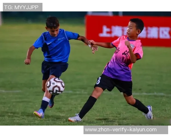 足球小将最后的荣耀与梦想之路:从少年到传奇的成长故事 足球小将最后的荣耀与梦想之路:从少年到传奇的成长故事