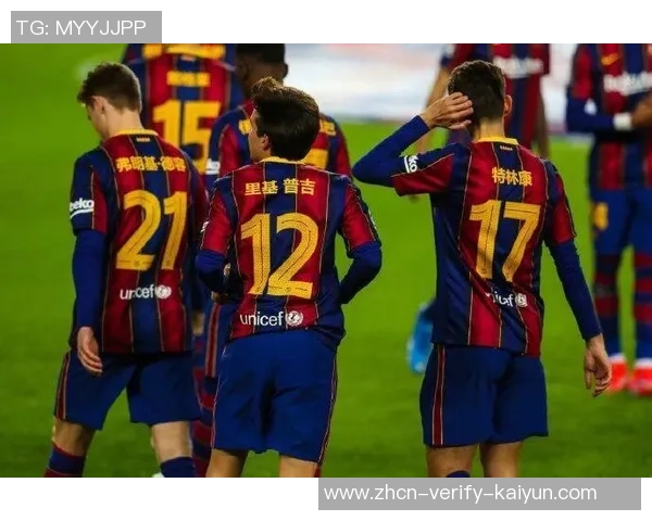 足球球衣上的名字背后故事揭示运动员的个性与奋斗历程